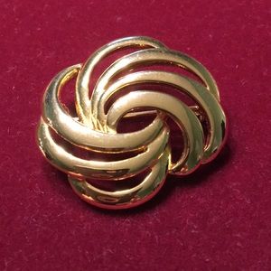 NAPIER Gold Tone Swirl‎ Knot Brooche
